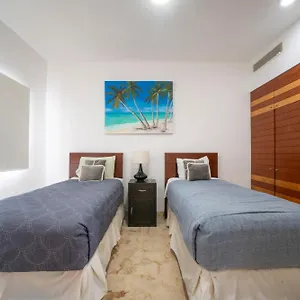 Beachfront Penthouse With 3 Bedrooms & Ocean View - Nubes Сasa de vacaciones Playa del Carmen